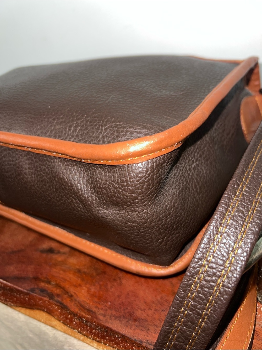 Dooney & Bourke All Weather Leather AWL Crossbody Bag USA Brown VINTAGE - Picture 16 of 16